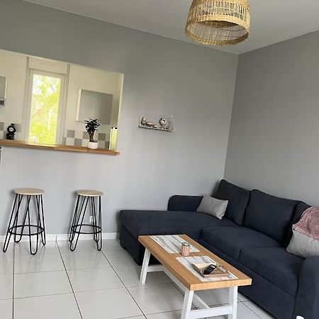 Logement 10 Minutes De Rouen Oissel Exterior foto
