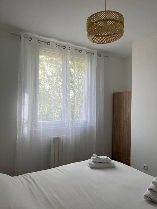 Logement 10 Minutes De Rouen Oissel Exterior foto